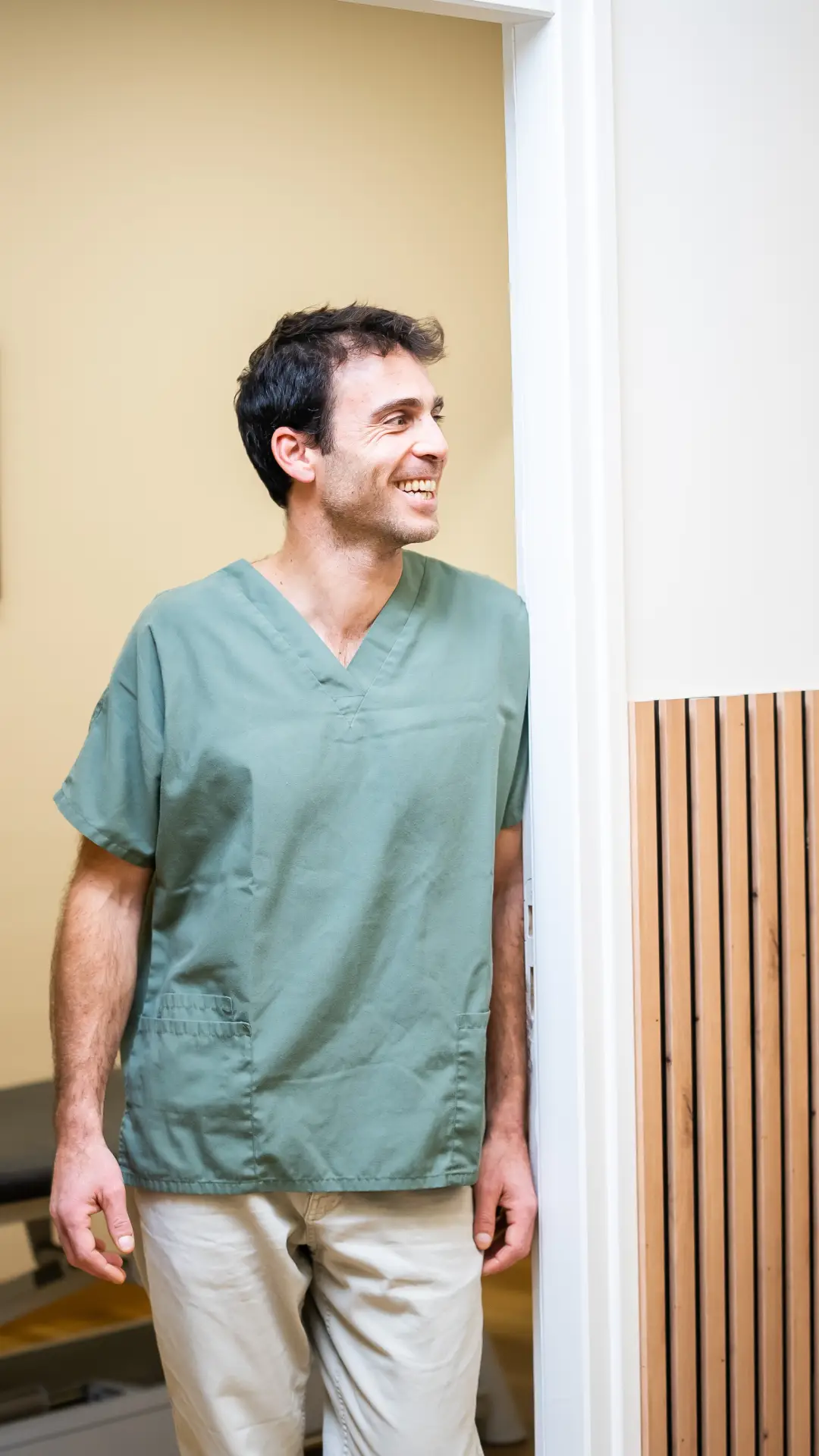 David ZERBIB à Narbonne dans son cabinet